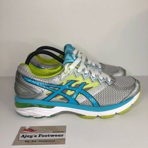 Asics Womens GT 2000 T656N Gray Blue Running Shoes